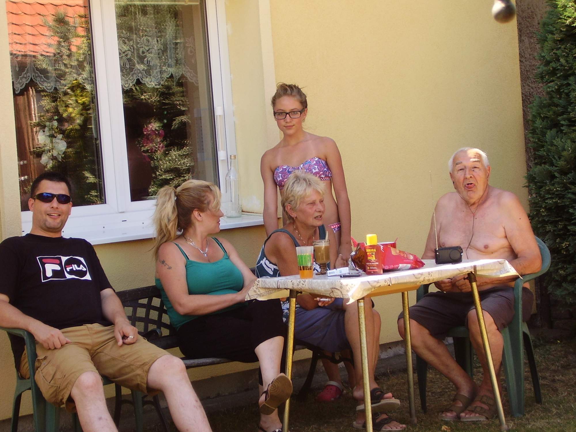 rajce.idnes. koupani 30 15-08-05 koupání v bazénu u babičky Haisový – Orgoj Chorchoj – album na  Rajčeti