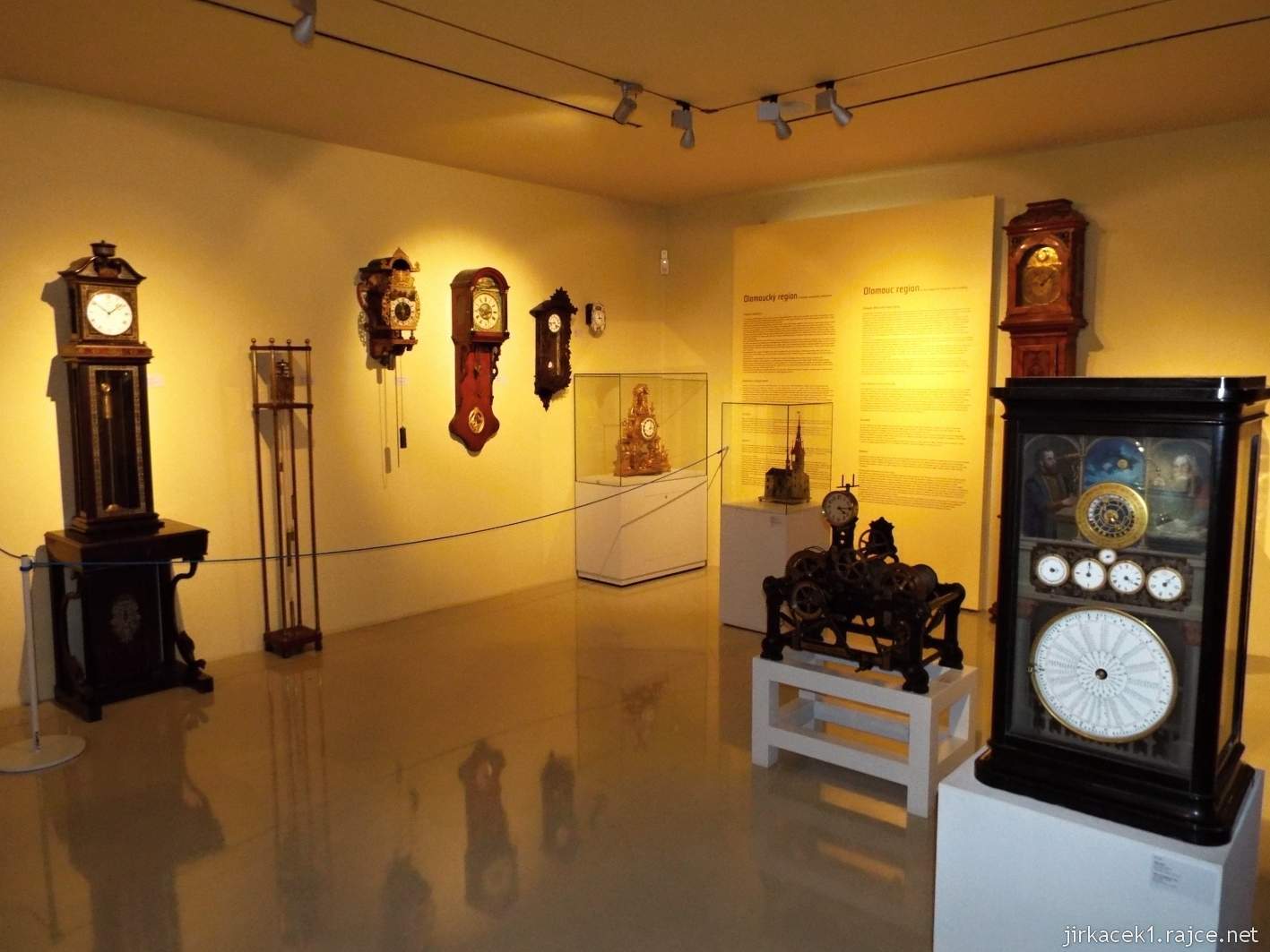 Šternberk - Expozice času 54 - Hodinářství v olomouckém regionu a připomínka šternberské produkce