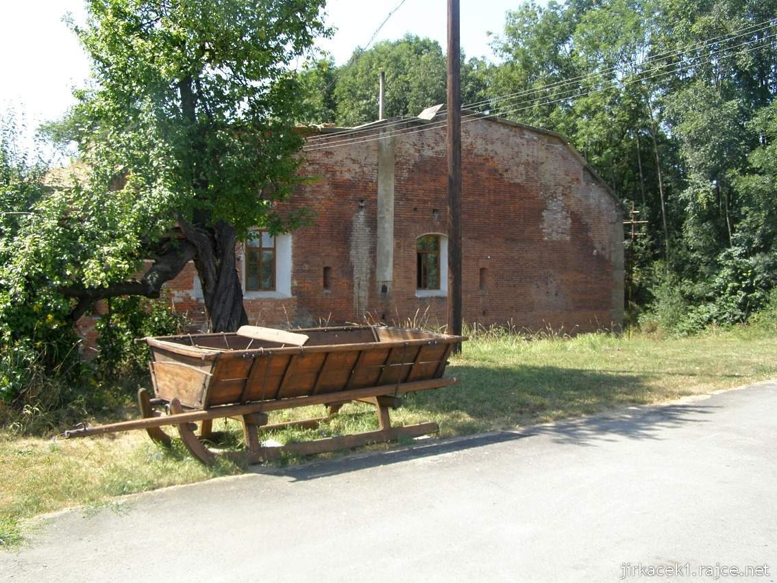 Fort Křelov 06 - sáně v létě