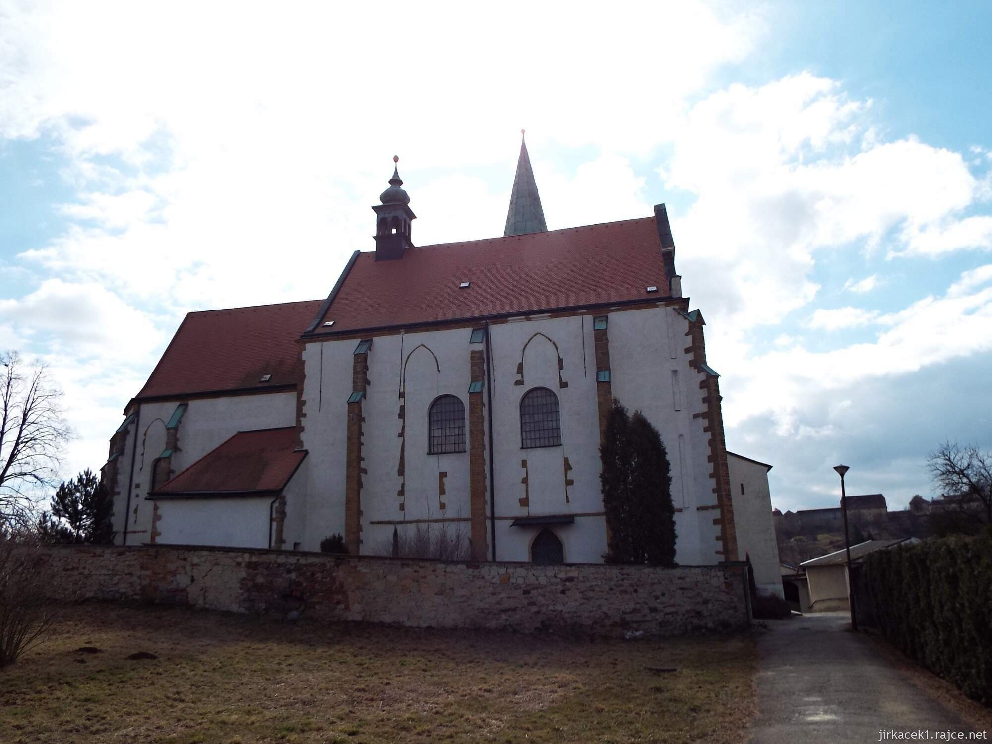 17 - Letovice - Kostel sv. Prokopa 19 - boční pohled