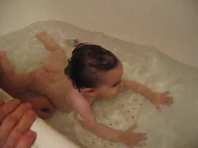 rajce.idnes.cz boy koupání/bath time — video na Rajčeti