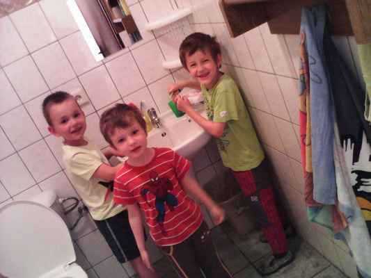 rajce.idnes.cz 2011rajce idnes child "маленькая дочка  без трусов 