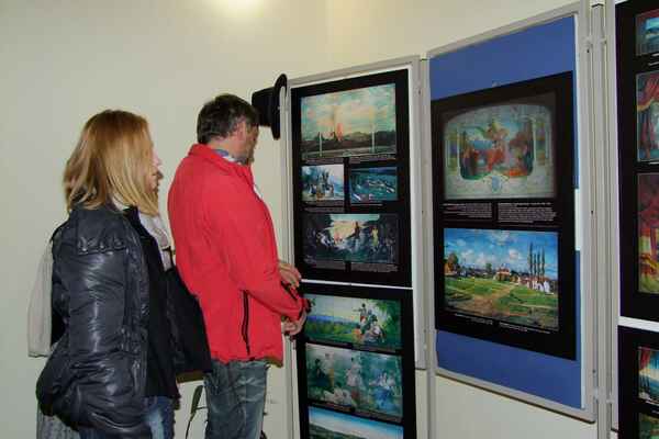 Výstava MALOVANÉ OPONY září 2013 KSD