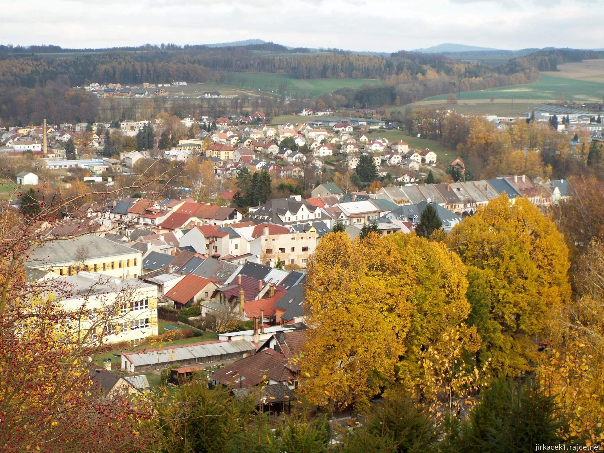 08 - Letohrad - Kaple sv. Jana Nepomuckého 11 - výhled od kaple na město Letohrad