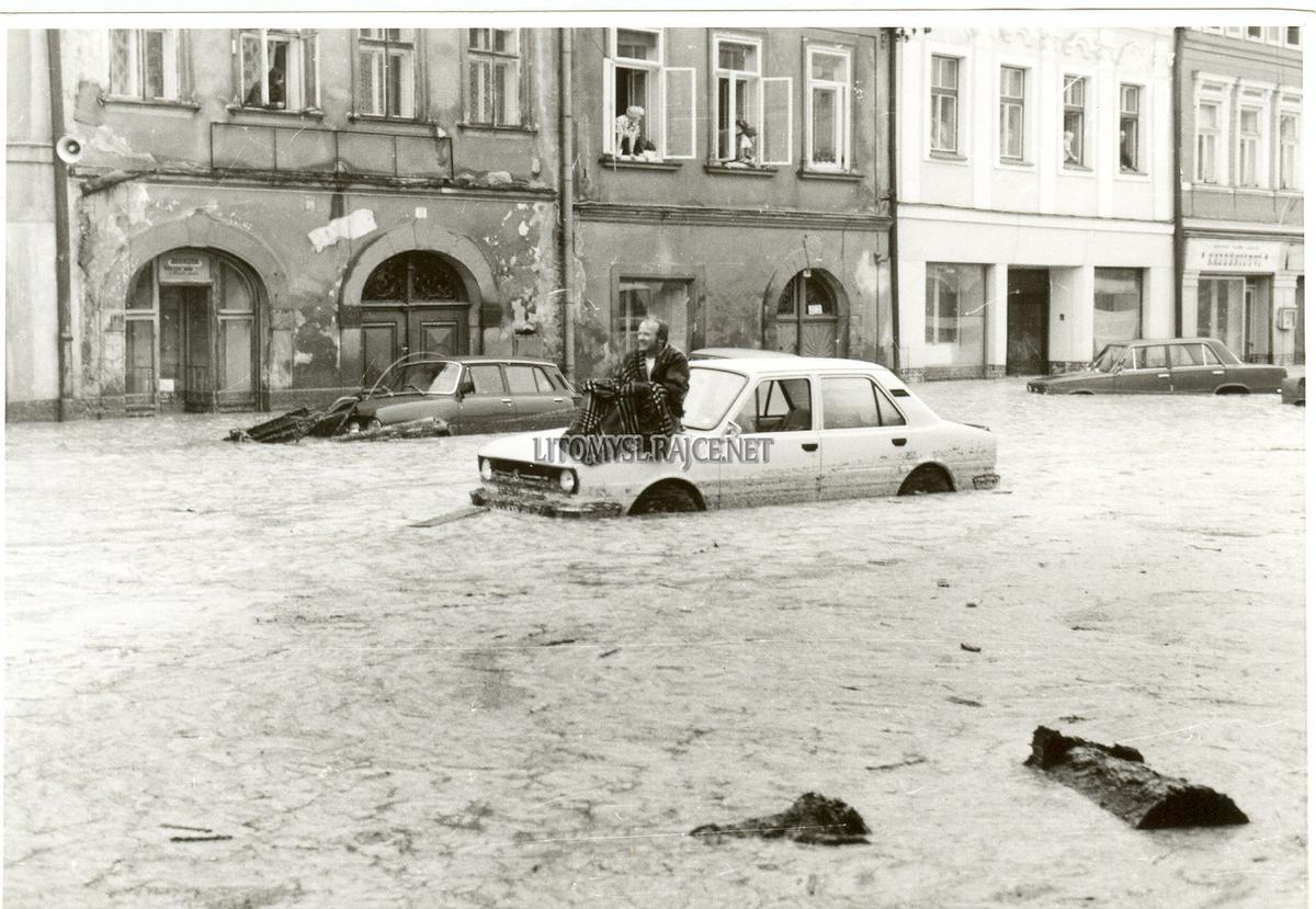 rajce deti idnes 1984 Povodeň v Litomyšli 17.května 1984 – litomysl – album na Rajčeti