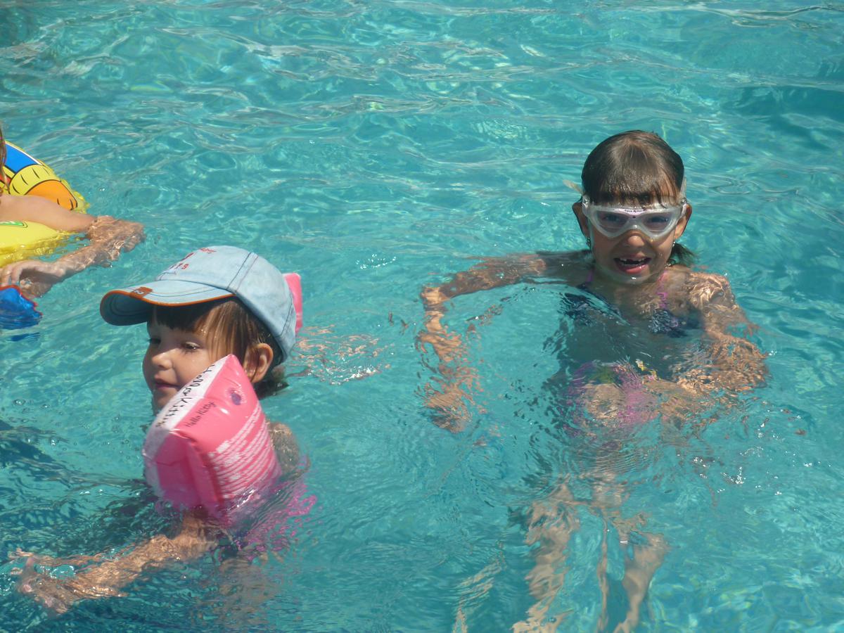 deti nudist rajce idnes Dovolená Turecko Lara 2012 - různé fotky 2. část – Anna Zahraníčková – album na Rajčeti